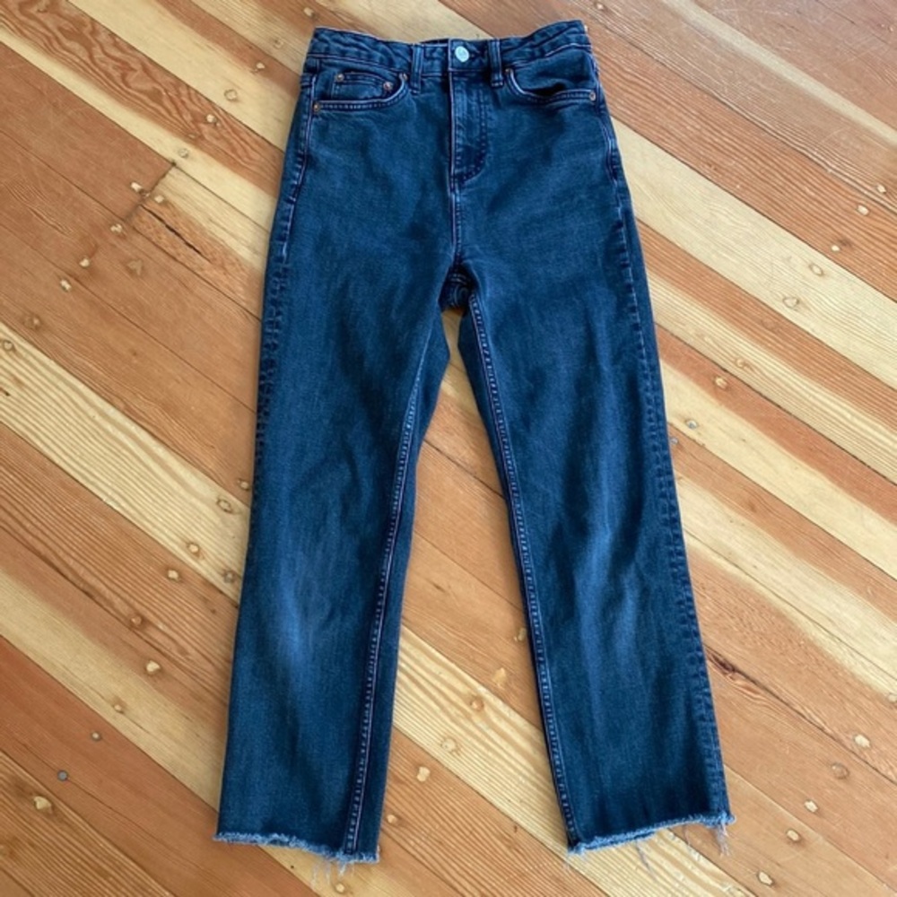 TopShop Moto Black Denim High Rise Cropped Jeans‎ 25